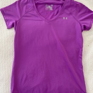 Under Armor (heat gear) fitted workout shirt